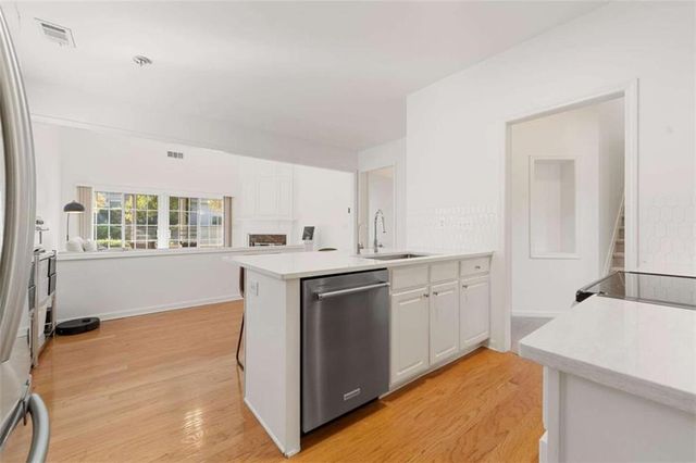 2845 Glaston Way, Alpharetta, GA 30004
