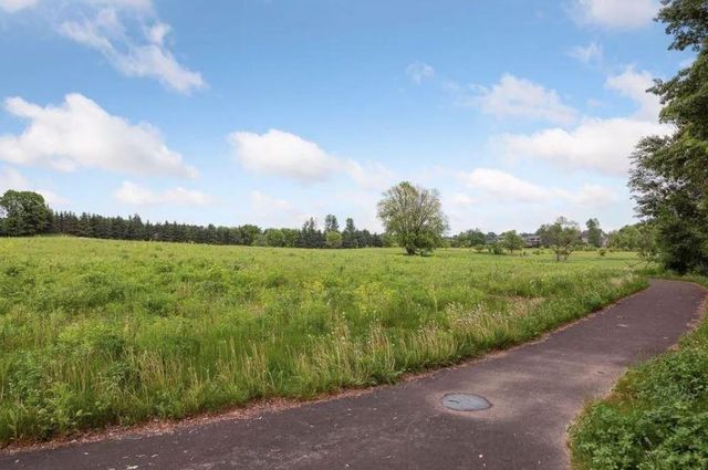 11468 Blazingstar Court N, Lake Elmo, MN 55042