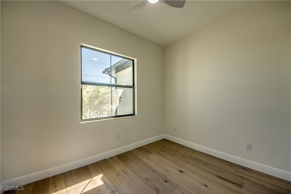 Image 22 of property listing at 2332 NW 35th PL, Cape Coral, FL 33993