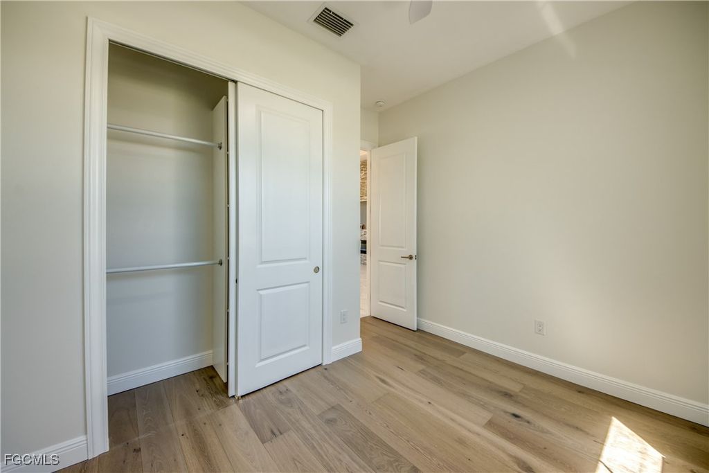 Image 23 of property listing at 2332 NW 35th PL, Cape Coral, FL 33993