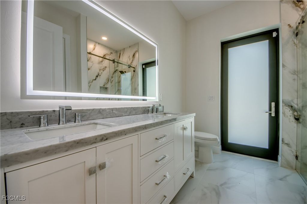 Image 24 of property listing at 2332 NW 35th PL, Cape Coral, FL 33993