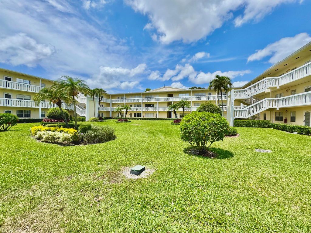Image 1 of property listing at 82 Dorset B, Boca Raton, FL 33434