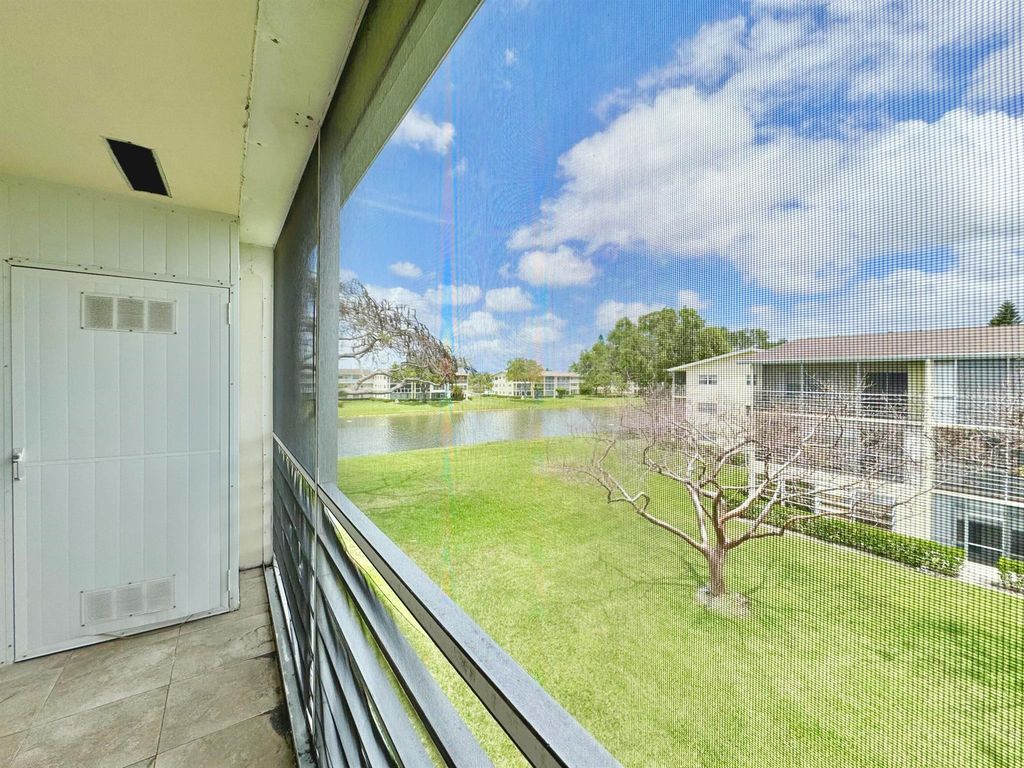 Image 19 of property listing at 82 Dorset B, Boca Raton, FL 33434