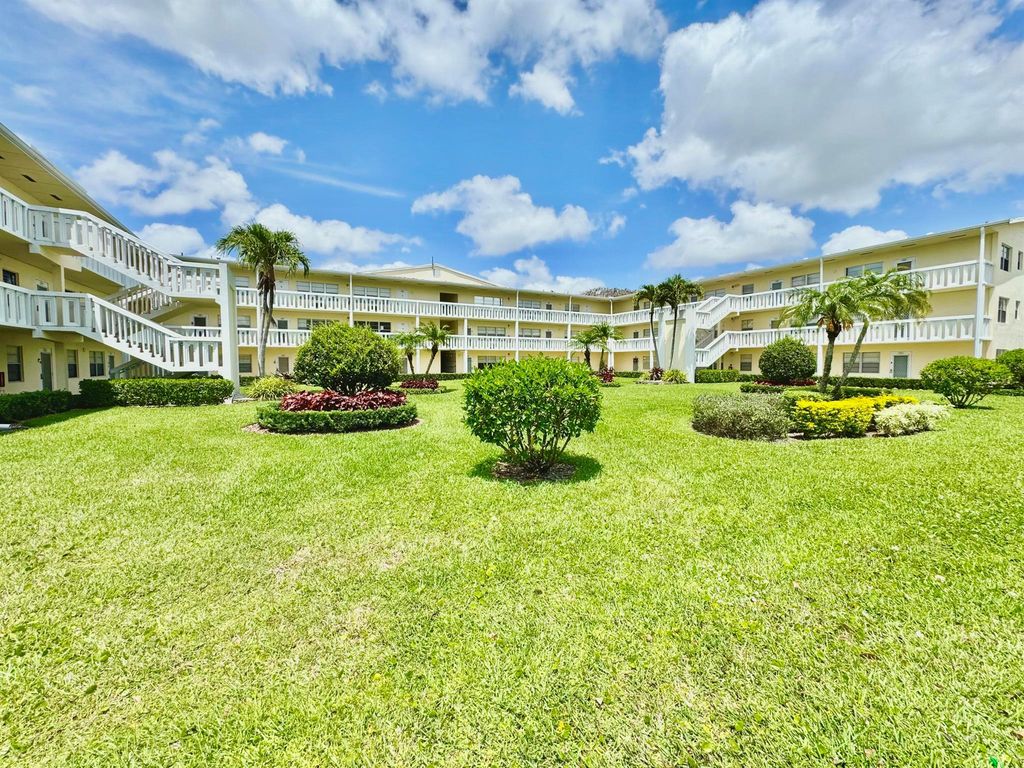 Image 26 of property listing at 82 Dorset B, Boca Raton, FL 33434