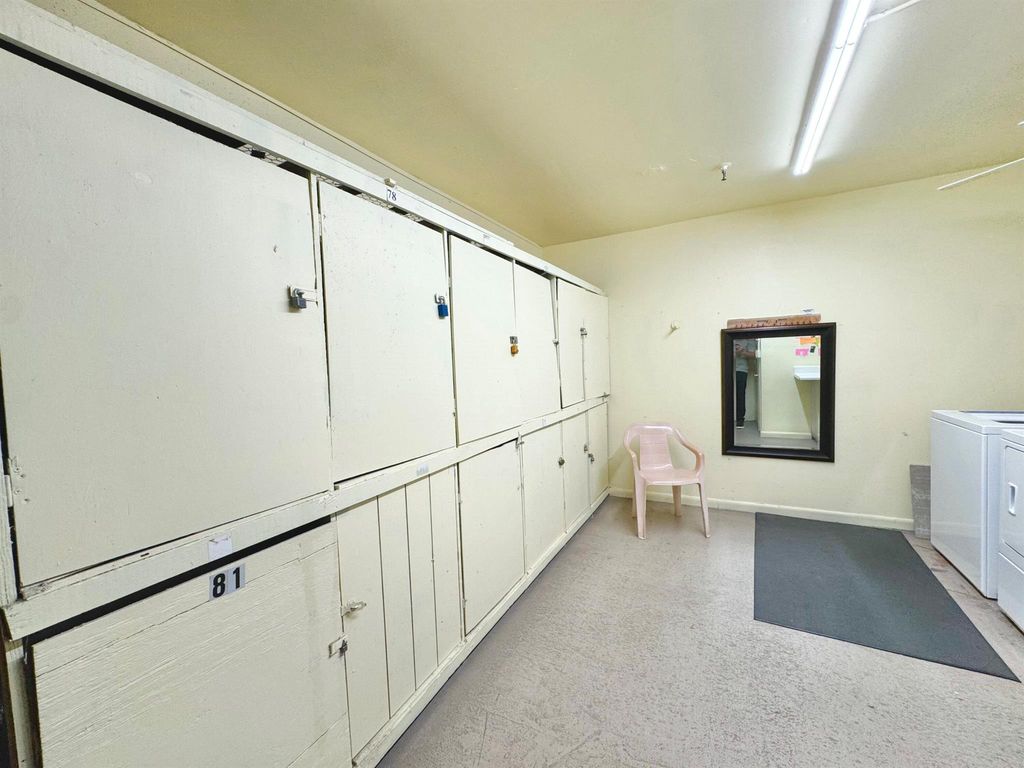 Image 28 of property listing at 82 Dorset B, Boca Raton, FL 33434