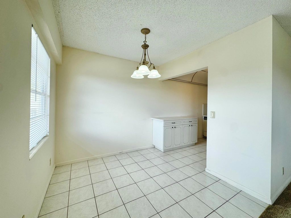 Image 4 of property listing at 82 Dorset B, Boca Raton, FL 33434
