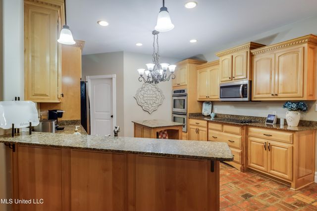 5544 Pecan Haven Lane, Long Beach, MS 39560