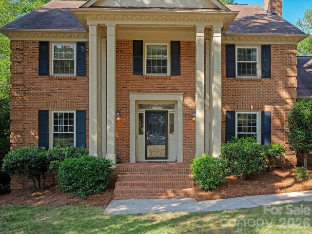 10009 Thomas Payne Circle, Charlotte, NC 28277