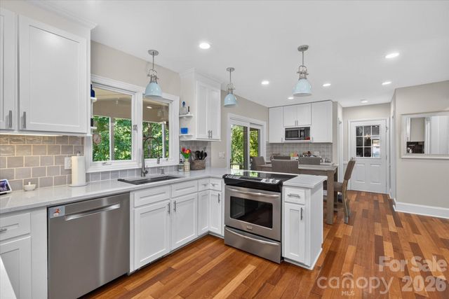 10009 Thomas Payne Circle, Charlotte, NC 28277