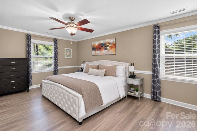 10009 Thomas Payne Circle, Charlotte, NC 28277