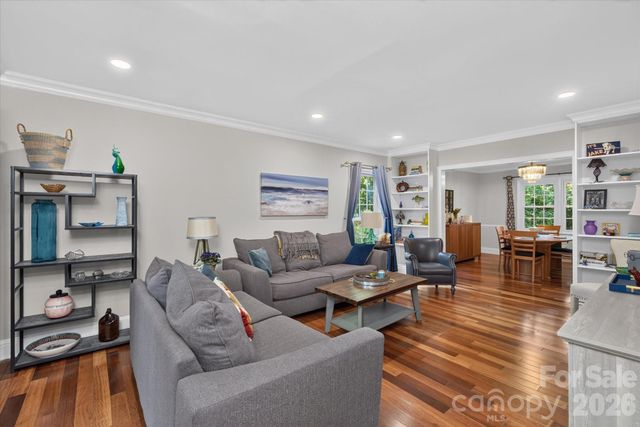 10009 Thomas Payne Circle, Charlotte, NC 28277
