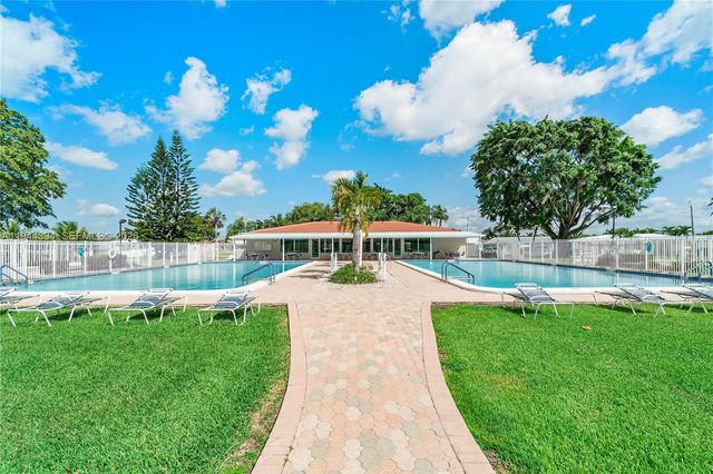 5011 NW 51st Street, Tamarac, FL 33319