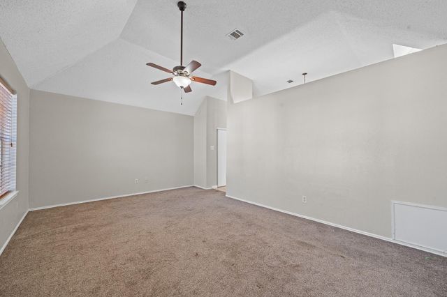 11123 Gatesden Drive, Tomball, TX 77377