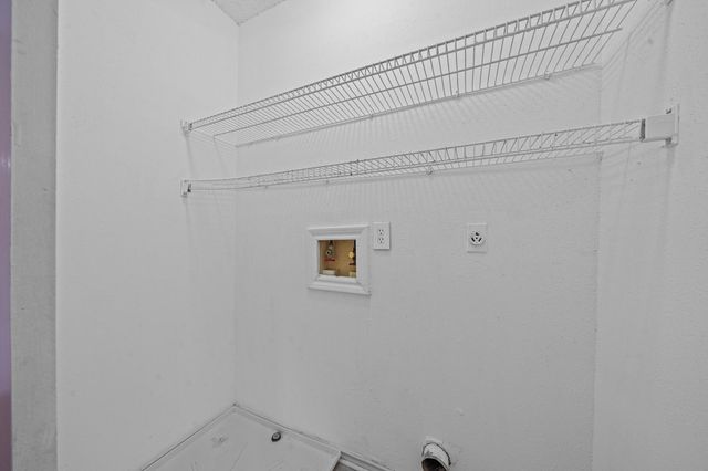 11123 Gatesden Drive, Tomball, TX 77377