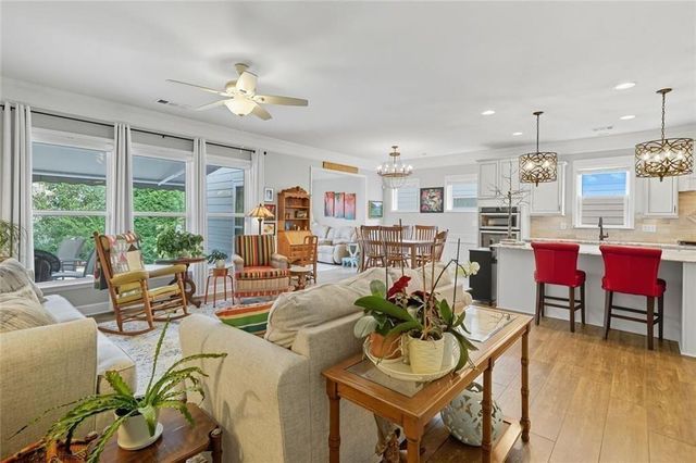 319 Westfield Bend, Woodstock, GA 30188