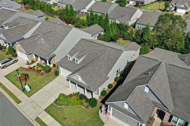 319 Westfield Bend, Woodstock, GA 30188