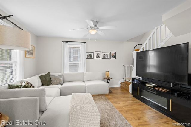 415 Taylor Avenue, Rochester, MI 48307