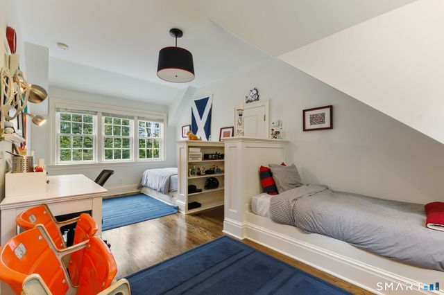 758 Smith Ridge Road, New Canaan, CT 06840