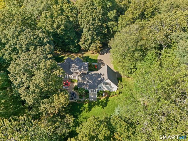 758 Smith Ridge Road, New Canaan, CT 06840