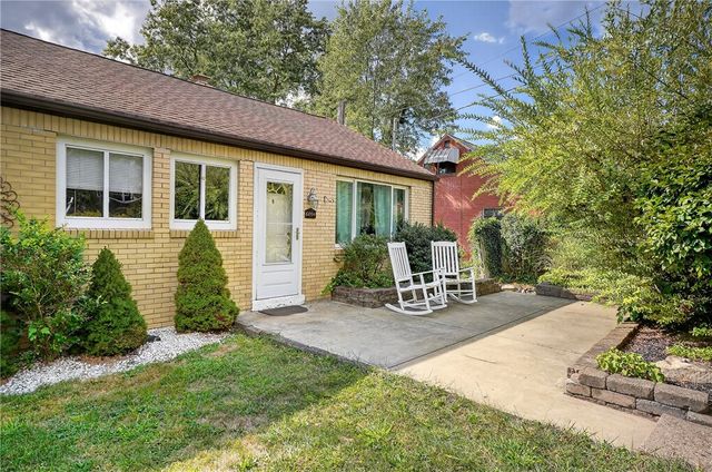 6094 Library Rd, Bethel Park, PA 15102