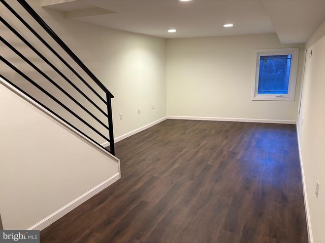 1007 S 7TH ST, Philadelphia, PA 19147