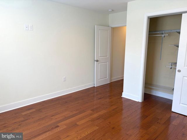 1007 S 7TH ST, Philadelphia, PA 19147