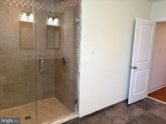1007 S 7TH ST, Philadelphia, PA 19147