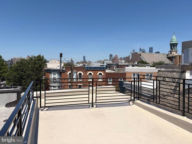 1007 S 7TH ST, Philadelphia, PA 19147
