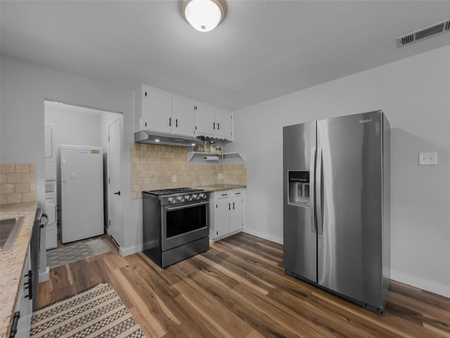 703 Whitener Road, Euless, TX 76040