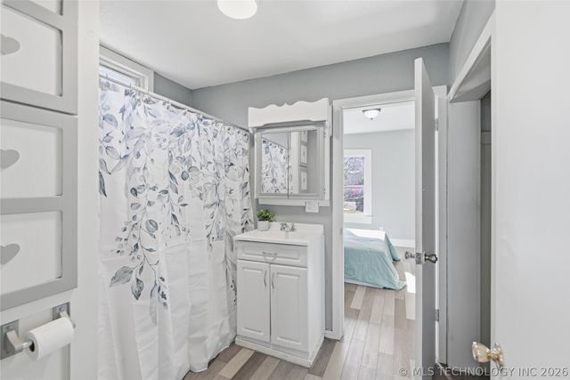 209 E Miami Avenue, Cleveland, OK 74020