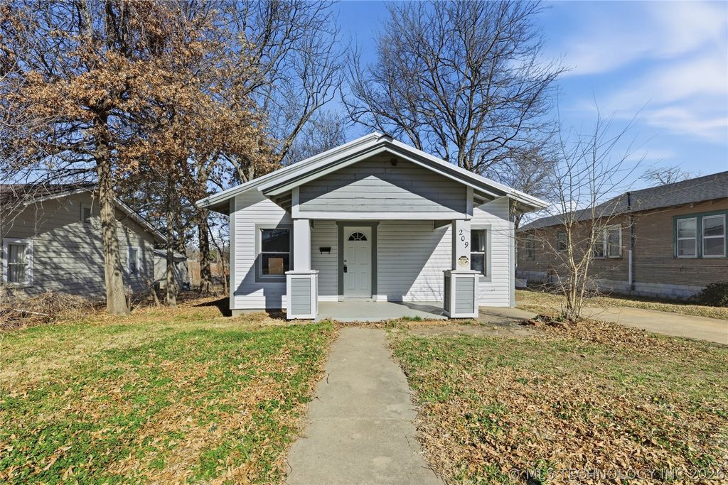 209 E Miami Avenue, Cleveland, OK 74020