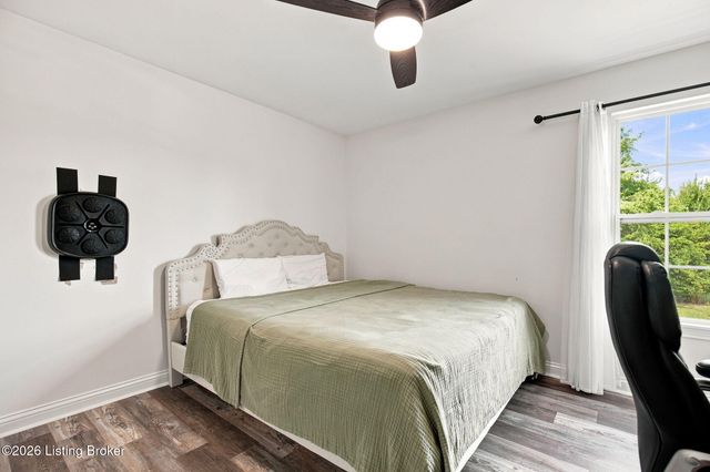 9201 Harvester Pl, Louisville, KY 40291