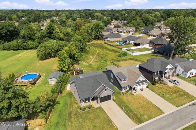 9201 Harvester Pl, Louisville, KY 40291