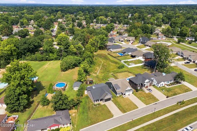 9201 Harvester Pl, Louisville, KY 40291