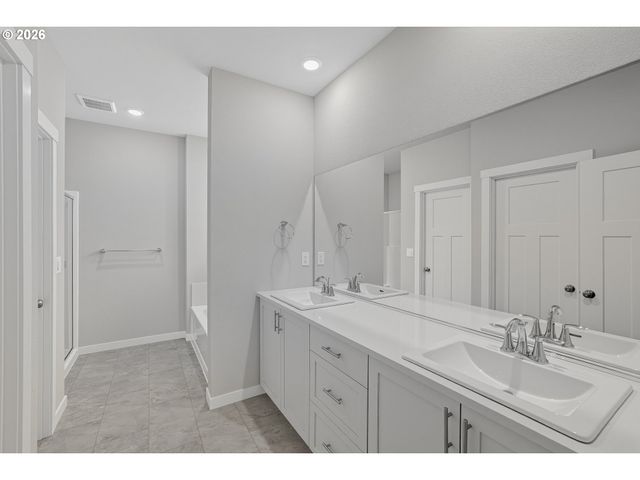 4212 Ne 188TH Cir, Vancouver, WA 98686