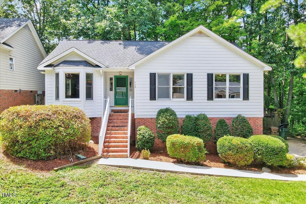 112 Rock Pointe Lane, Cary, NC 27513