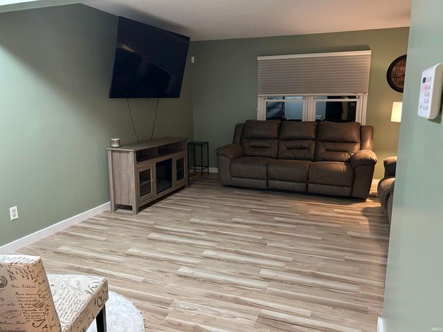 5912 Lansdown Boulevard, South Bend, IN 46614