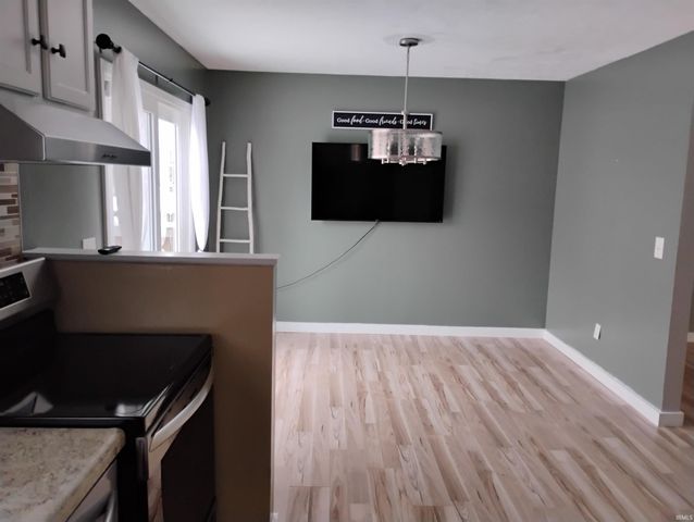 5912 Lansdown Boulevard, South Bend, IN 46614