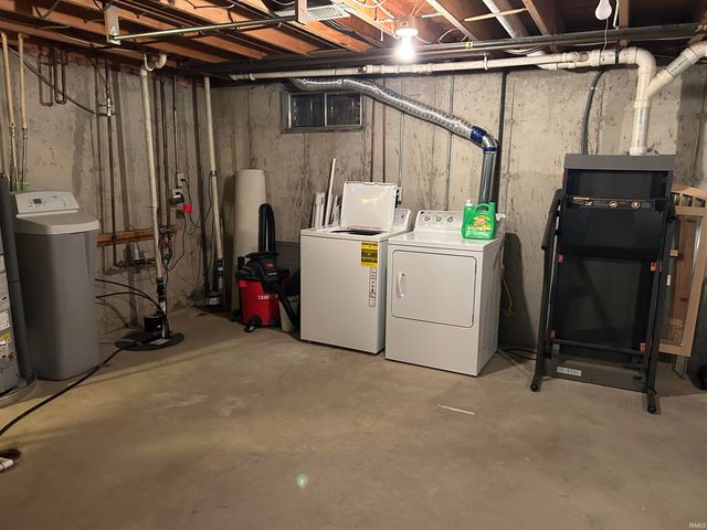 5912 Lansdown Boulevard, South Bend, IN 46614