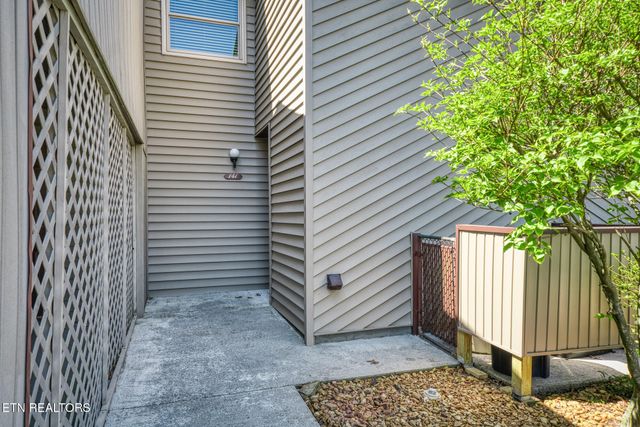 7 Lakeshore Circle 141, Crossville, TN 38558