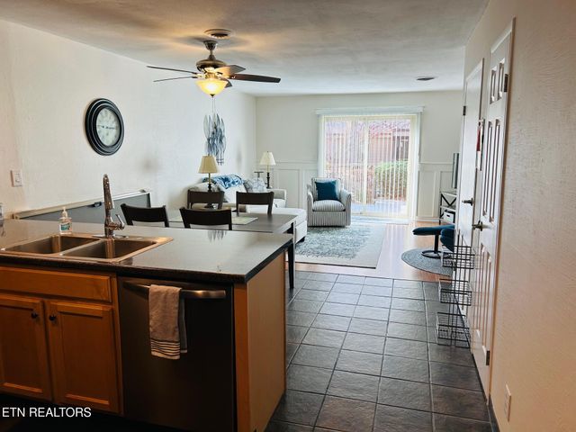 7 Lakeshore Circle 141, Crossville, TN 38558