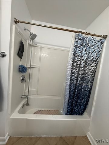 442 Orwood Place, Salina, NY 13208