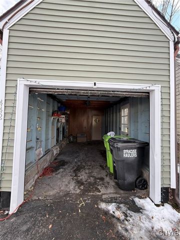 442 Orwood Place, Salina, NY 13208