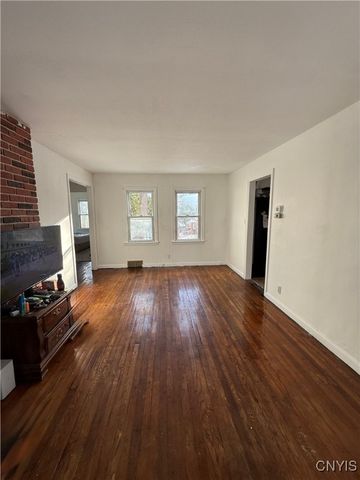 442 Orwood Place, Salina, NY 13208