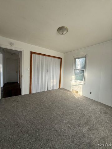 442 Orwood Place, Salina, NY 13208