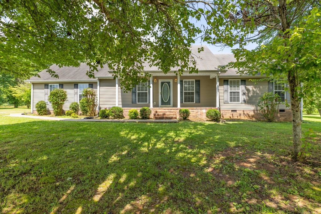 4524 Polaris Dr, Chapel Hill, TN 37034