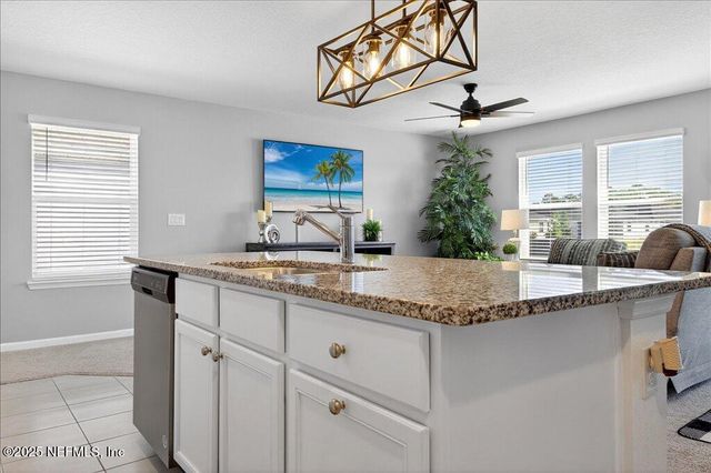 7 WINDSOR Terrace, Palm Coast, FL 32164