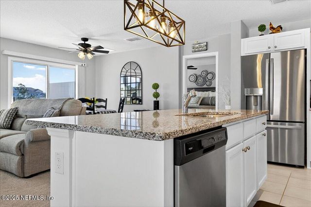 7 WINDSOR Terrace, Palm Coast, FL 32164