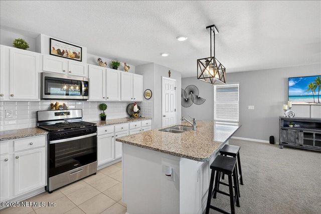 7 WINDSOR Terrace, Palm Coast, FL 32164