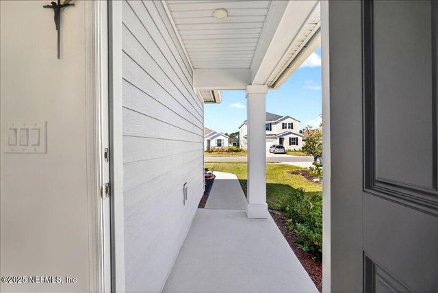 7 WINDSOR Terrace, Palm Coast, FL 32164